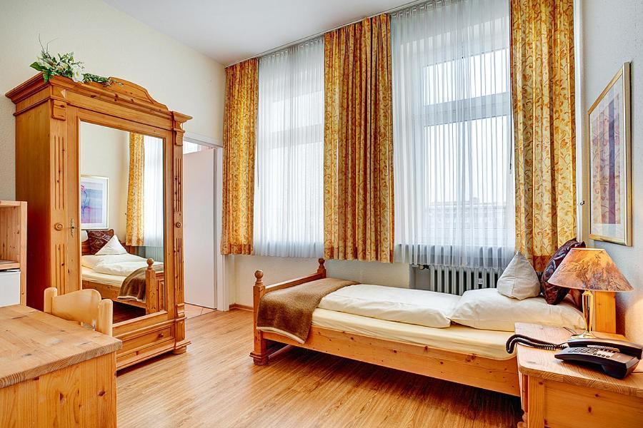 Stadthotel Detmold Zewnętrze zdjęcie